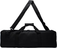 Travel canvas bag carrying handle and shoulder strap.